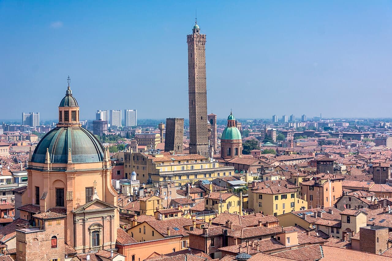 Bologna porticoes and red rooftops